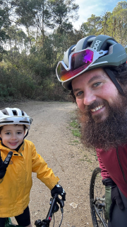 Avui s’ha superat.
Pujades, baixades, rius…🚤
i un somriure que ho diu tot.
Això no es paga.

#aventura #natura #muntanya #bicicleta #riu